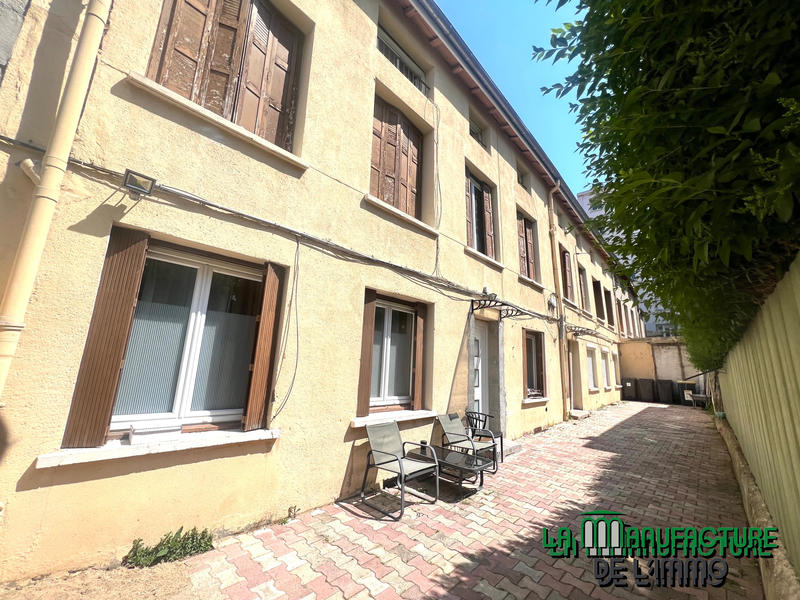 Immeuble - 280 m² - 12 pièces