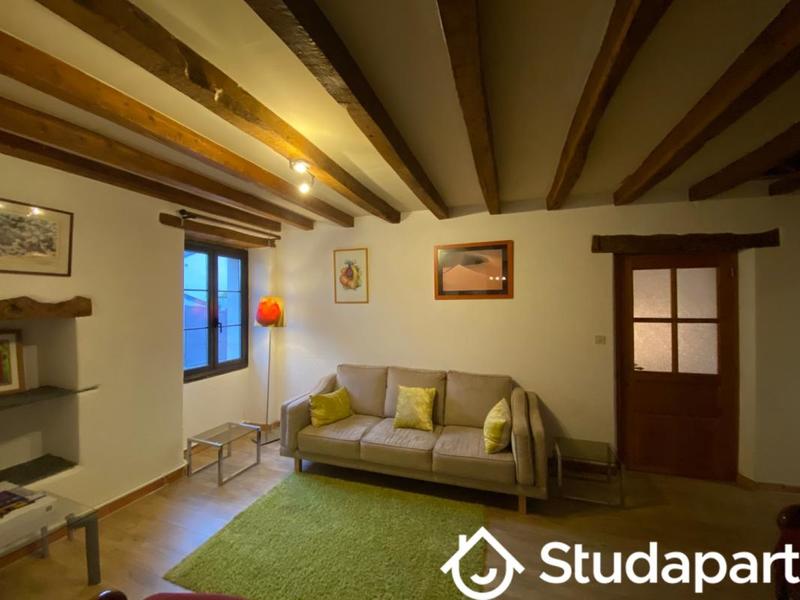 Chambre - 12 m² - 1 pièce