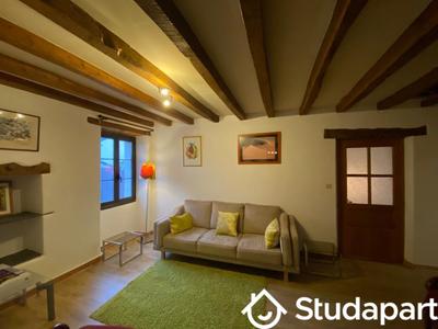 Chambre - 12 m² - 1 pièce