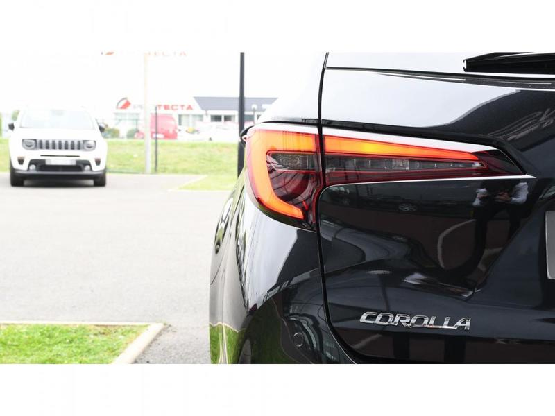 Toyota Corolla Touring Sports 1.8 Hybrid 140 - Bv e-Cvt Design Phase 2