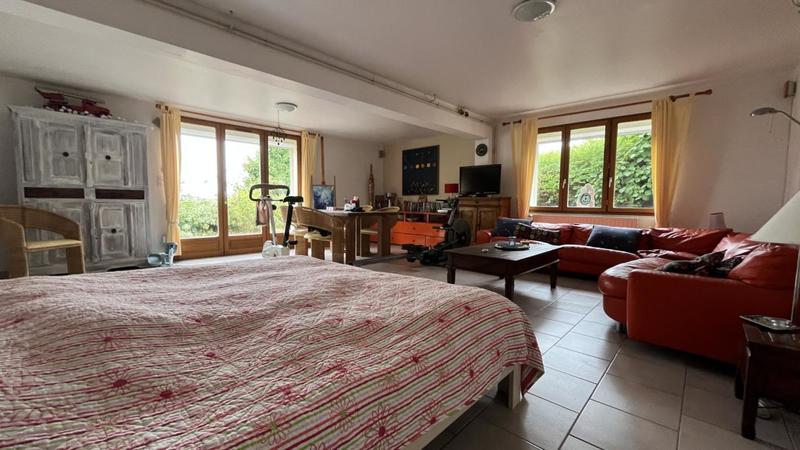 Pavillon - 270 m² - 7 pièces