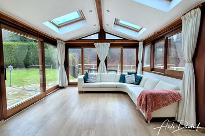 Appartement - 105 m² - 4 pièces