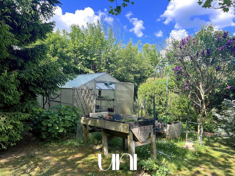 Maison - 400 m² - 7 pièces