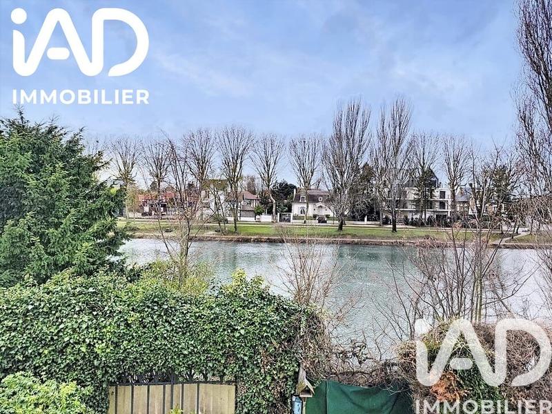 Maison - 207 m² - 7 pièces