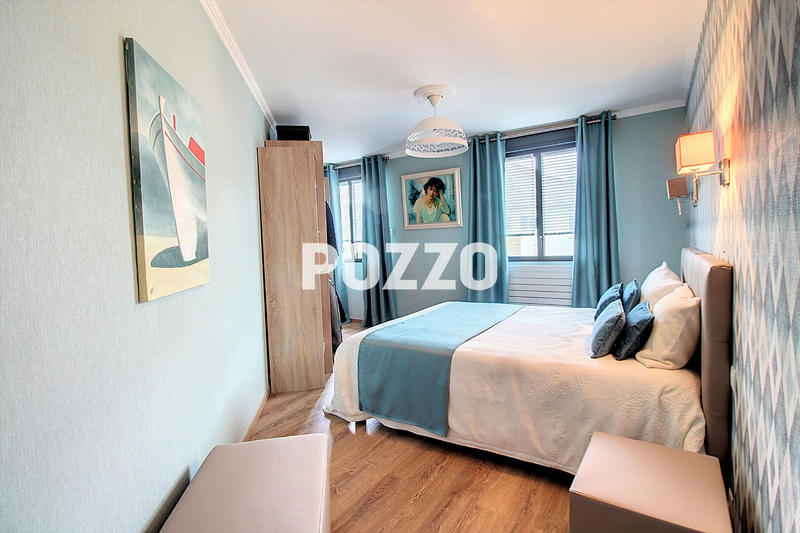 Maison - 286 m² - 7 pièces