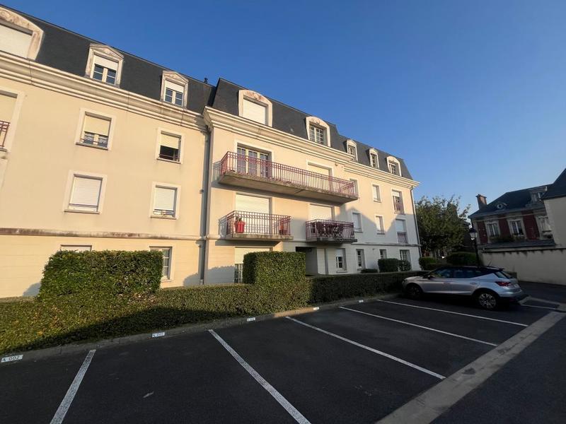 Appartement - 92 m² - 4 pièces