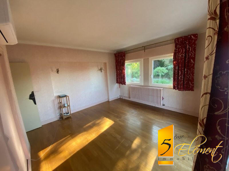 Maison ancienne - 198 m² - 6 pièces