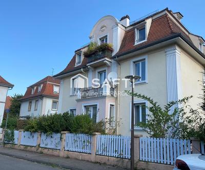 Appartement - 204 m² - 8 pièces