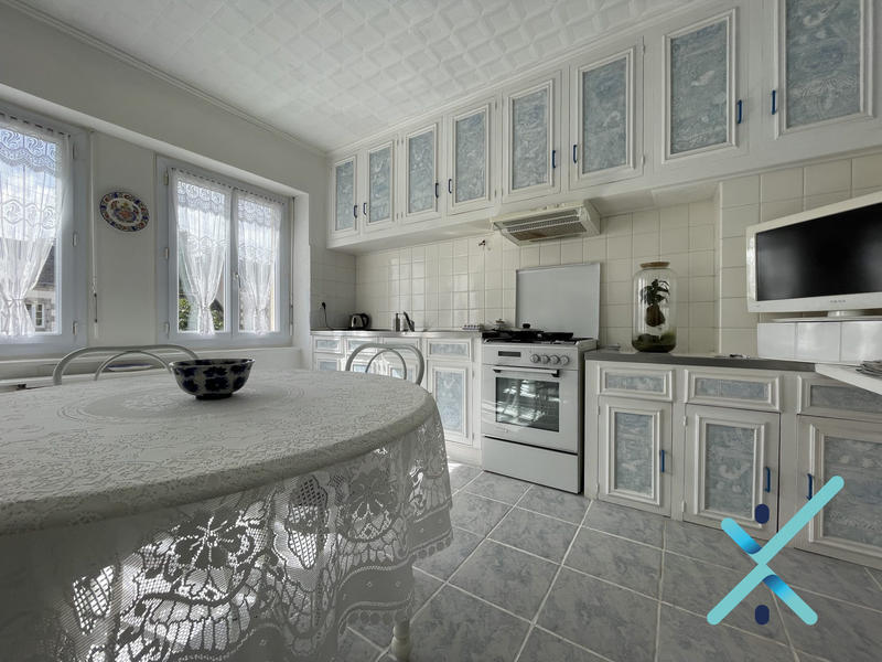 Maison ancienne - 190 m² - 7 pièces