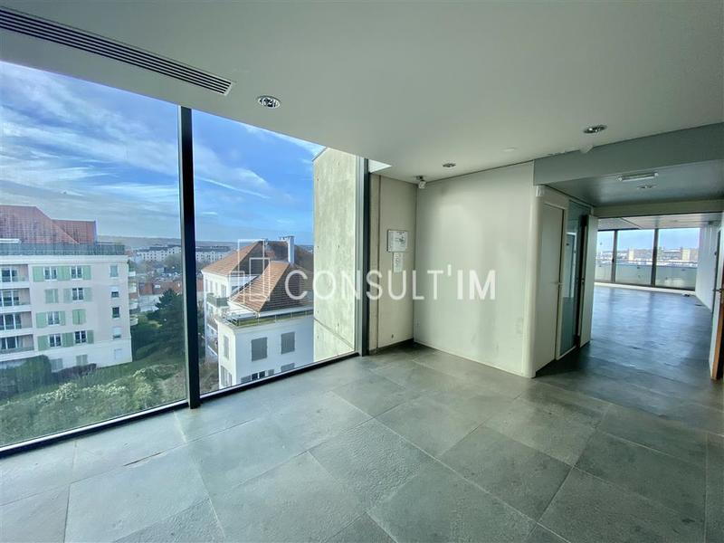 Bureau - 238 m²