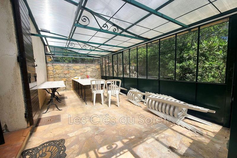 Maison - 233 m² - 8 pièces