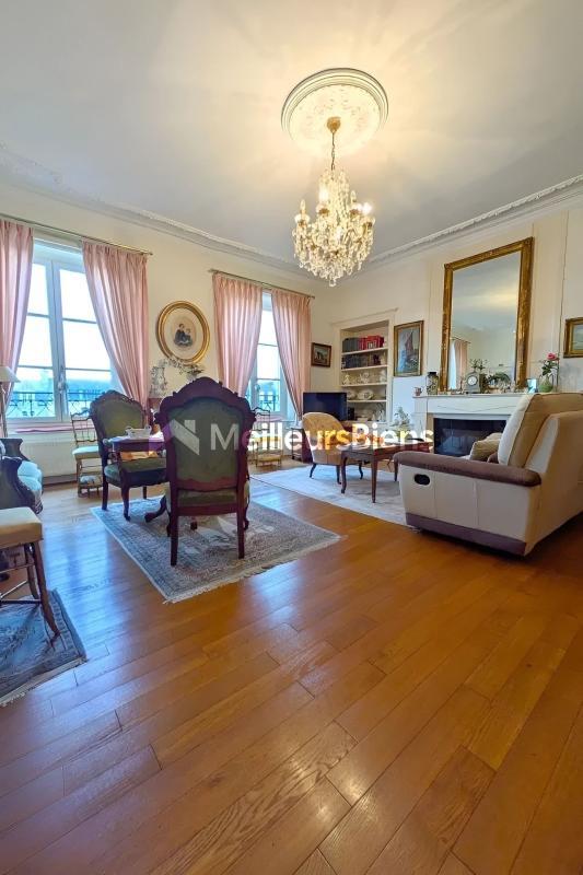 Appartement bourgeois - 81 m² - 3 pièces