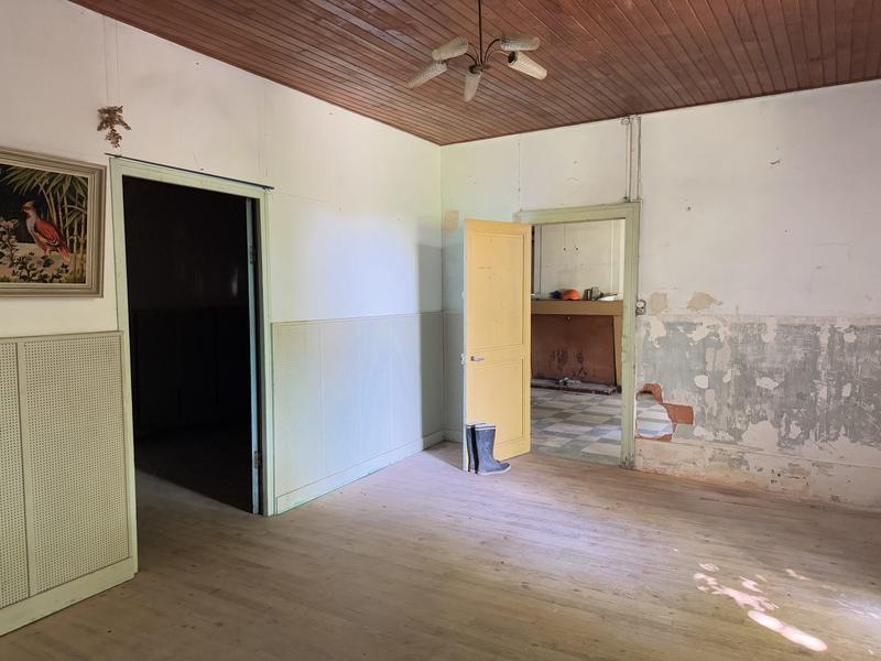 Maison - 200 m² - 3 pièces