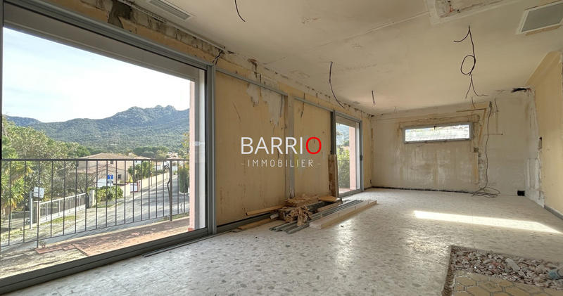 Villa - 146 m² - 6 pièces