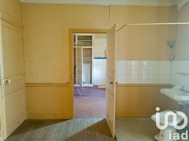 Maison - 253 m² - 8 pièces