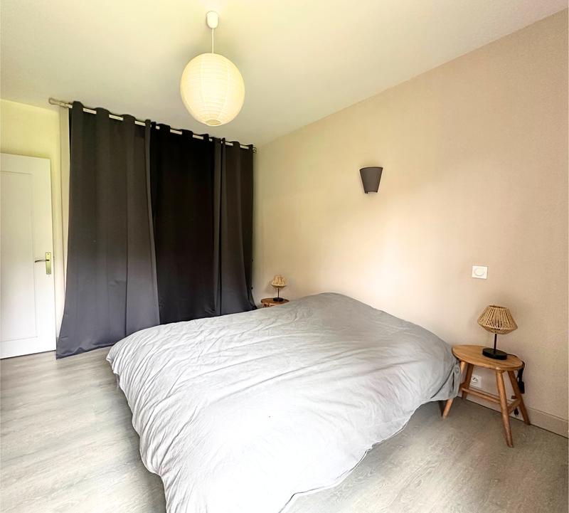 Maison - 202 m² - 8 pièces