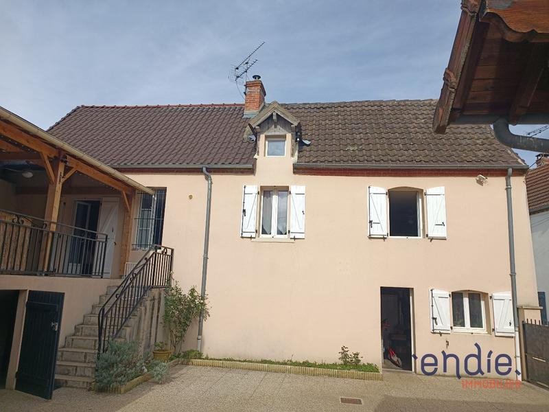 Maison - 120 m² - 7 pièces