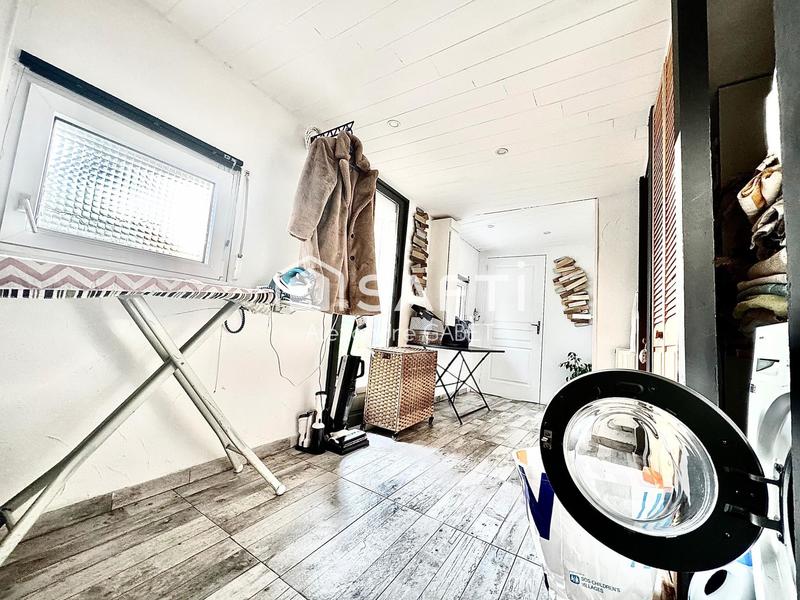 Maison - 160 m² - 8 pièces