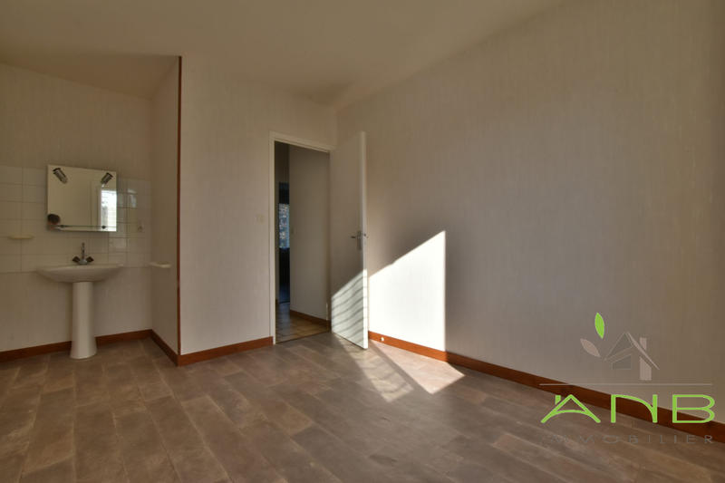 Maison - 102 m² - 6 pièces