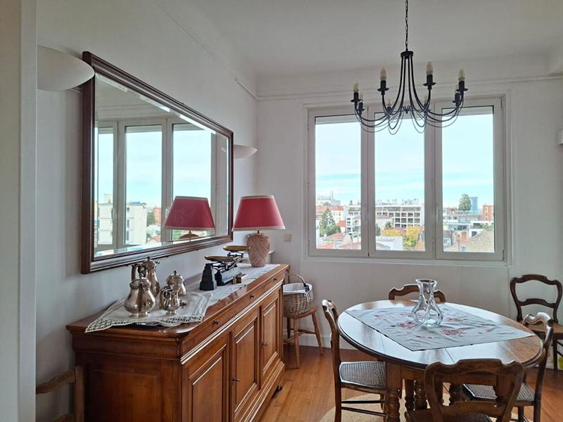 Appartement - 117 m² - 5 pièces