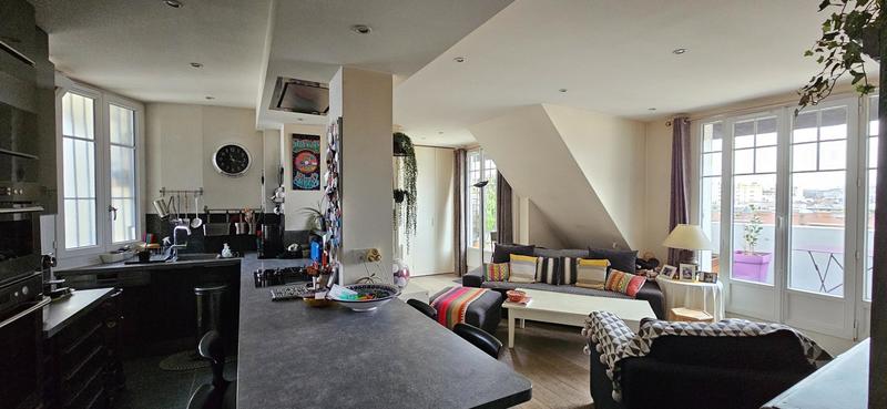 Appartement - 90 m² - 4 pièces