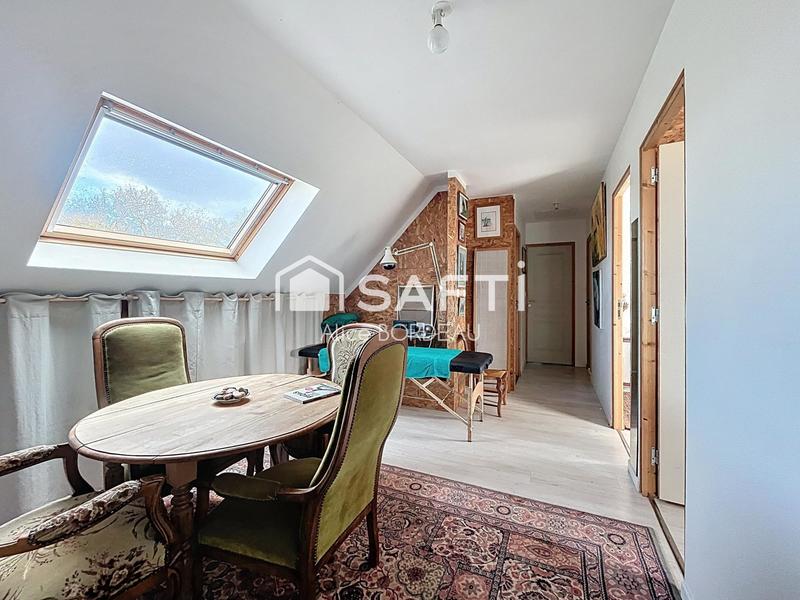 Maison - 142 m² - 7 pièces