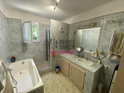 Maison - 135 m² - 6 pièces