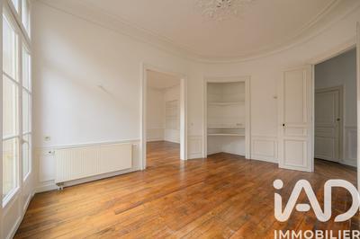 Appartement - 146 m² - 6 pièces