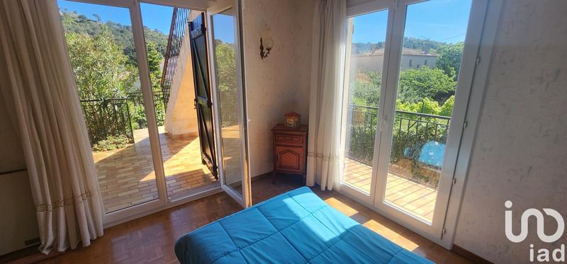 Maison - 210 m² - 7 pièces