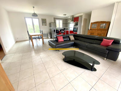 Maison - 81 m² - 4 pièces