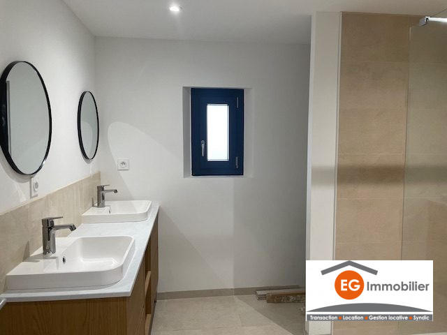 Appartement - 110 m² - 4 pièces