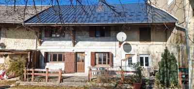 Maison de village - 206 m² - 10 pièces