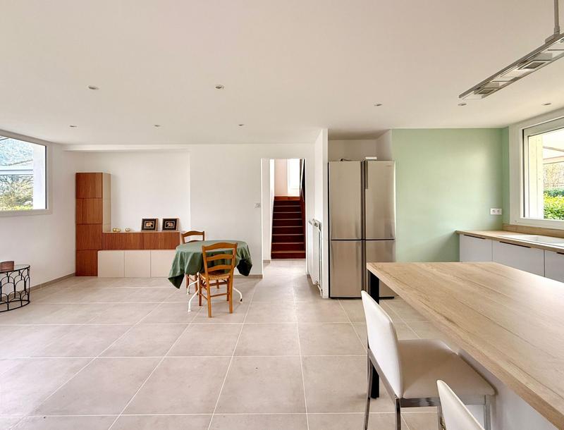 Maison - 91 m² - 4 pièces