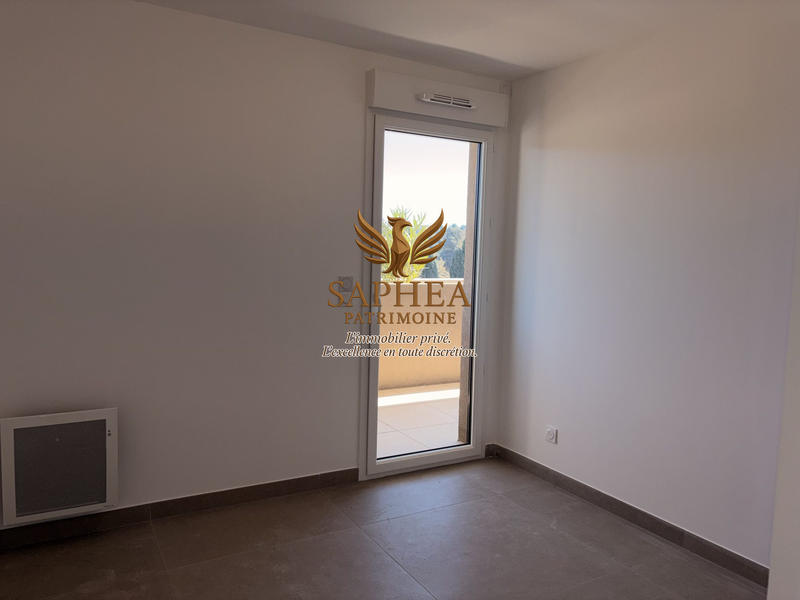 Appartement - 98 m² - 4 pièces