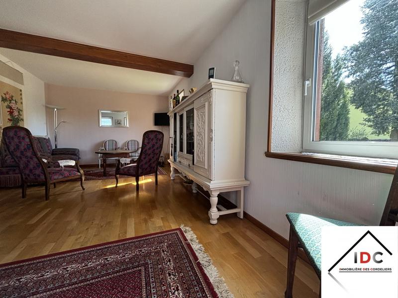 Maison - 190 m² - 6 pièces