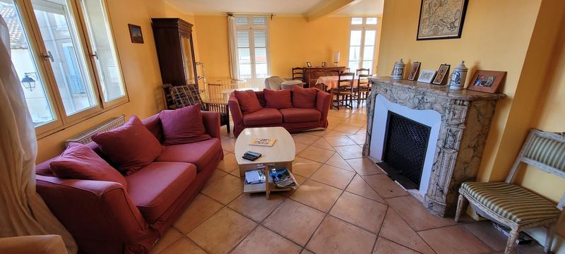 Maison de village - 212 m² - 8 pièces