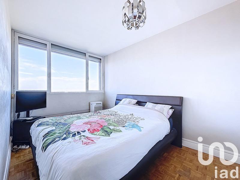 Appartement - 92 m² - 5 pièces