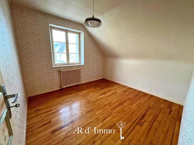 Maison - 85 m² - 5 pièces