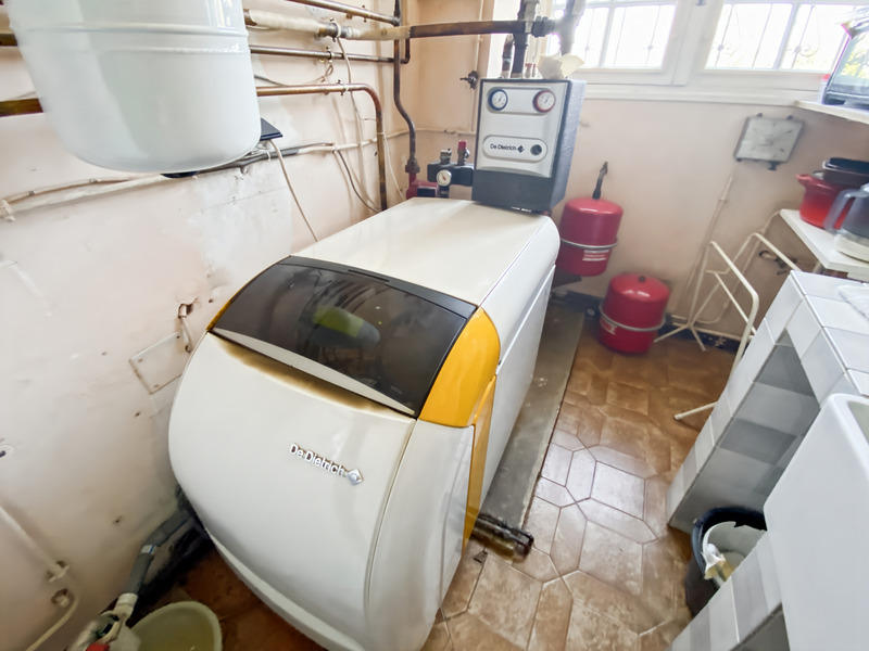 Maison - 192 m² - 6 pièces