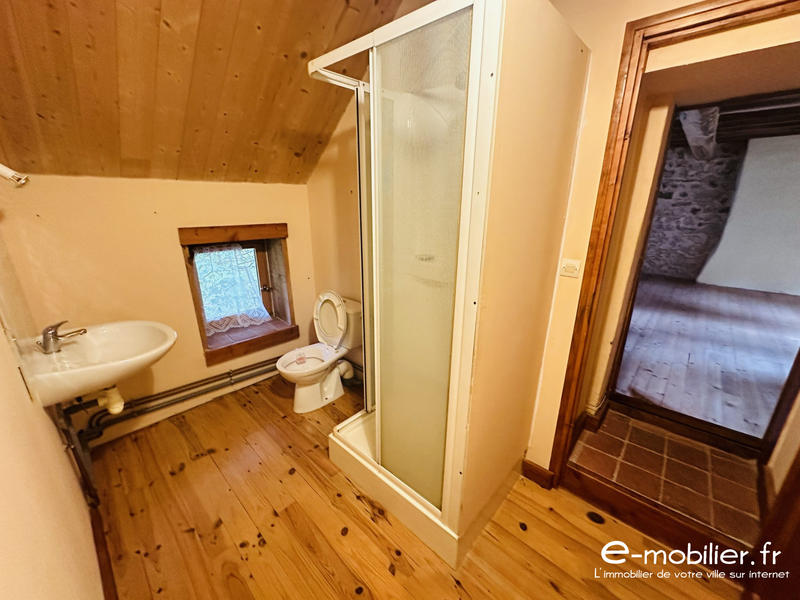 Maison ancienne - 190 m² - 6 pièces