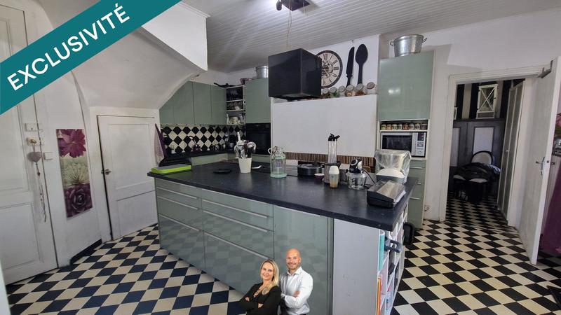 Maison - 223 m² - 6 pièces