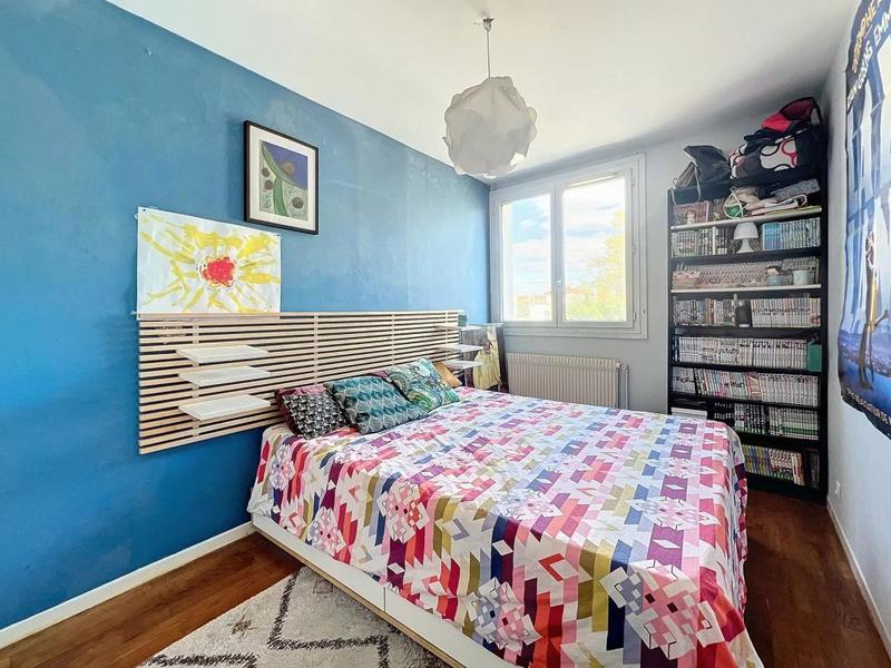 Appartement - 81 m² - 5 pièces