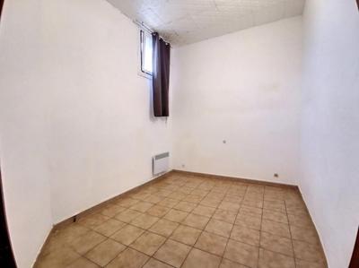 Maison - 90 m² - 6 pièces