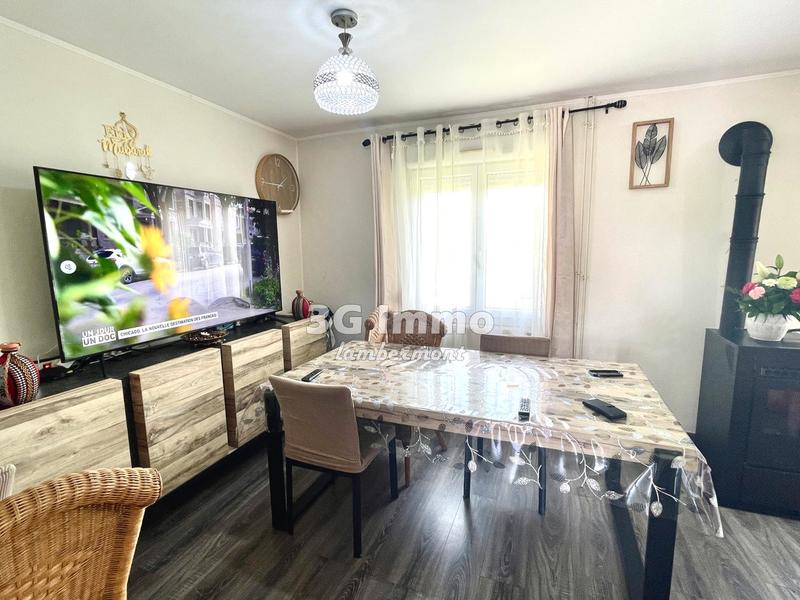 Maison jumelée - 80 m² - 5 pièces