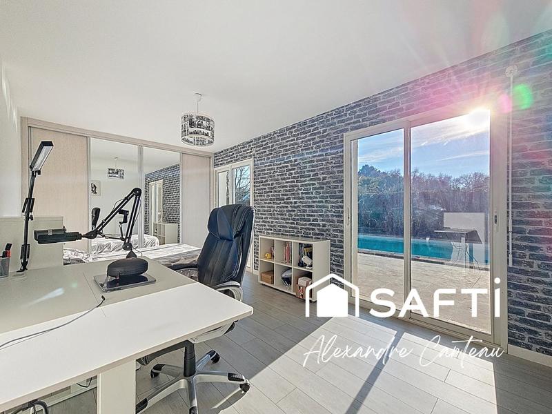 Maison - 170 m² - 6 pièces