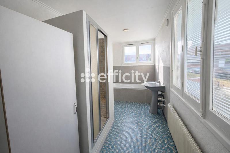 Maison - 135 m² - 5 pièces