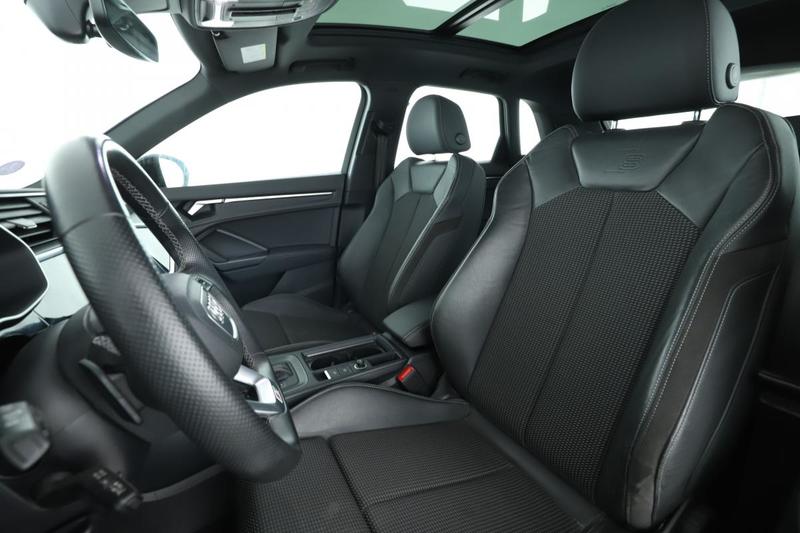 Audi Q3 35 Tfsi s line s tronic 7 150