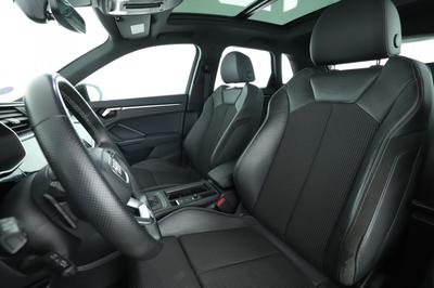Audi Q3 35 Tfsi s line s tronic 7 150