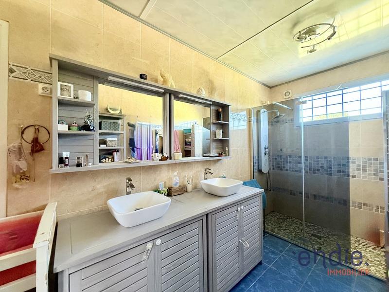 Maison - 146 m² - 5 pièces