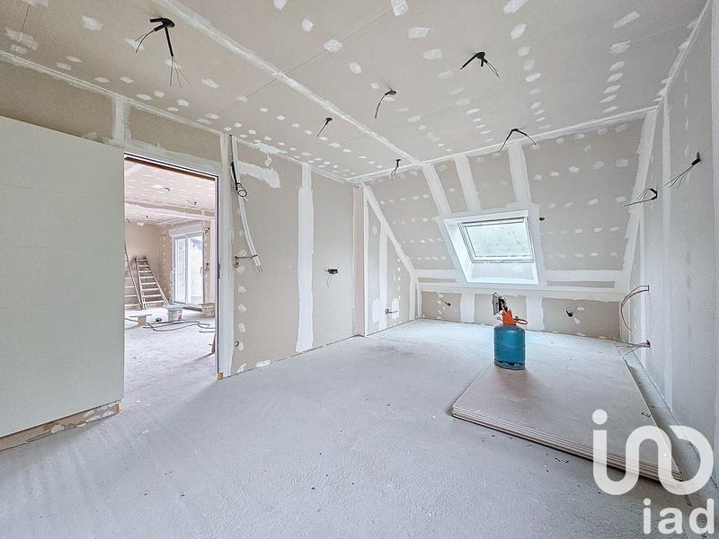 Maison - 237 m² - 7 pièces